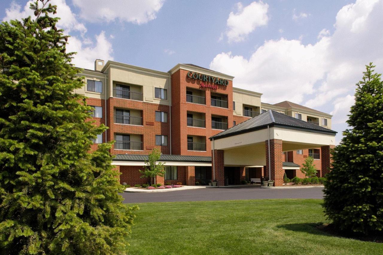Courtyard By Marriott Akron Stow Exterior photo